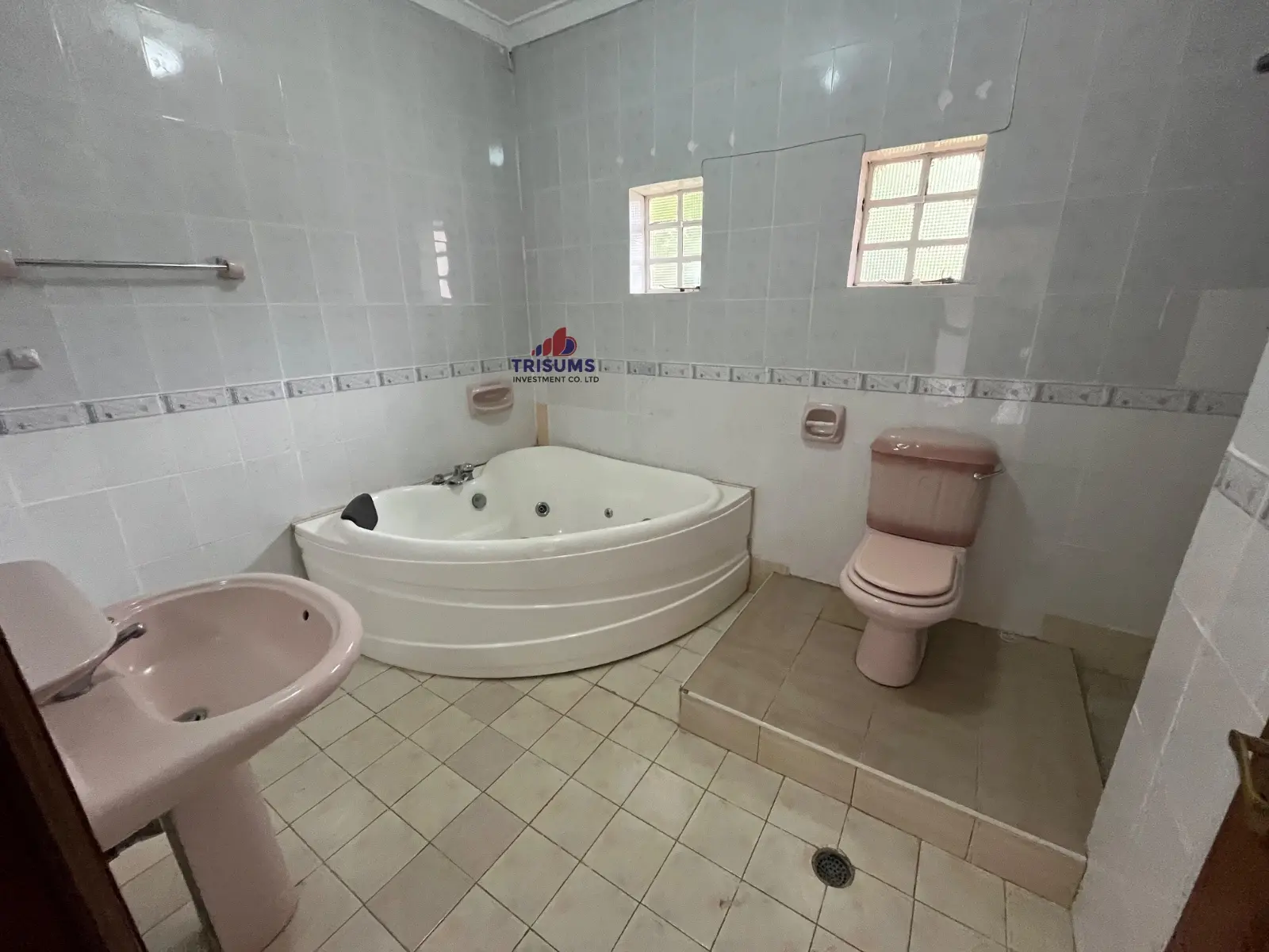 5 Bedroom House For Rent in Runda